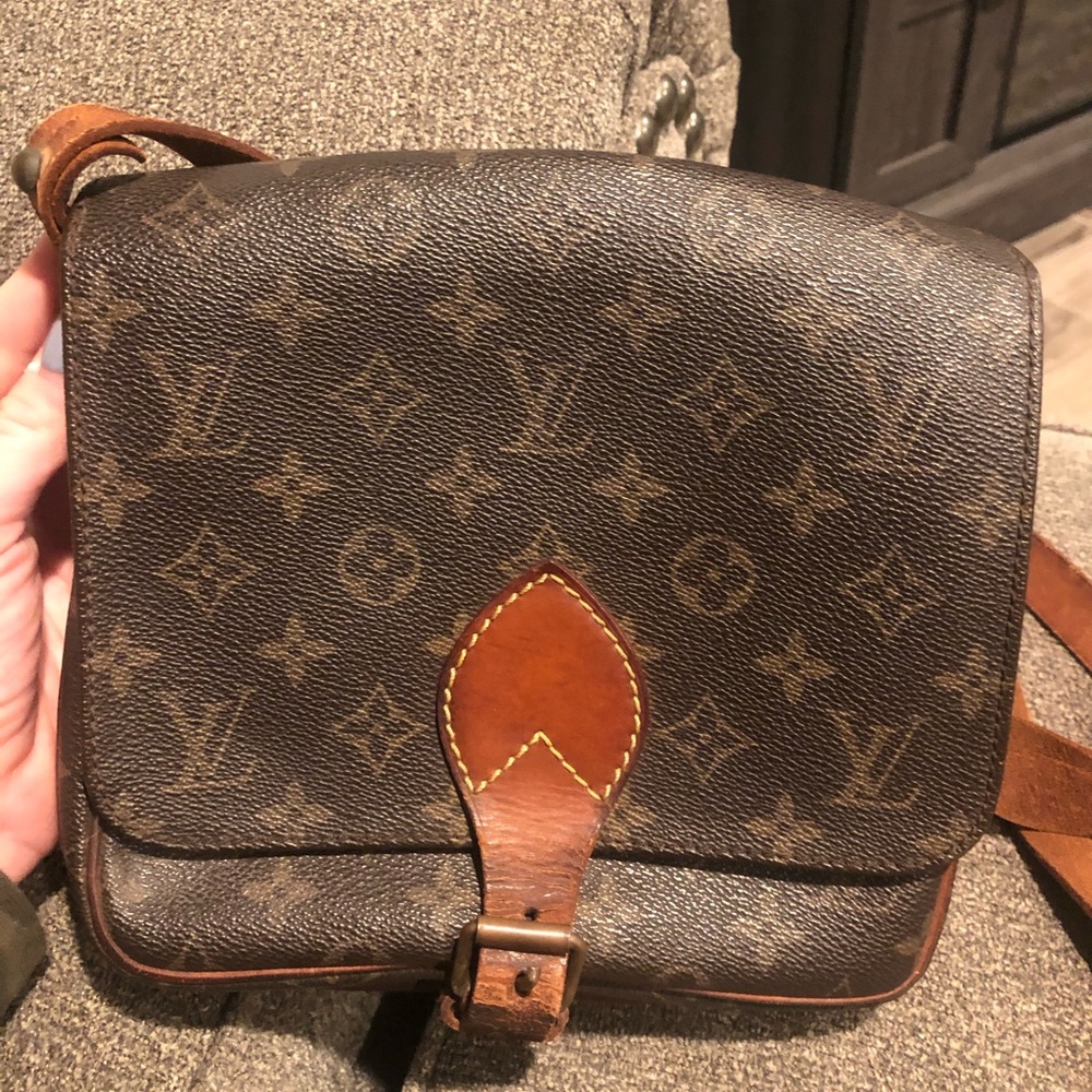 LOUIS VUITTON crossbody bag